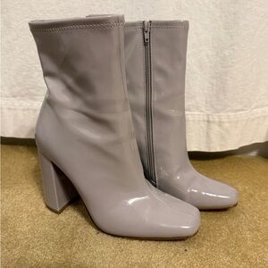 light gray steve madden go go boots